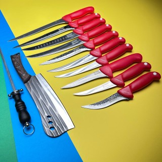Set macelarie 12 piese, Satar si 4 cutite fier forjat, 6 cutite inox + pila ascutit, rosu