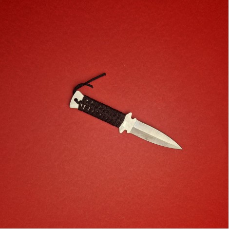 Set 5+1 piese Macelarie: Toporisca YinYang, Cuțit înjunghiat doua taisuri, 2 cuțite otel inox si Satar + cadou: Cutit tip briceag