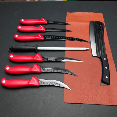 Set macelarie Gama Gladiator 8 piese, Cutit fier forjat tip maceta, 6 cutite si pila ascutit, rosu